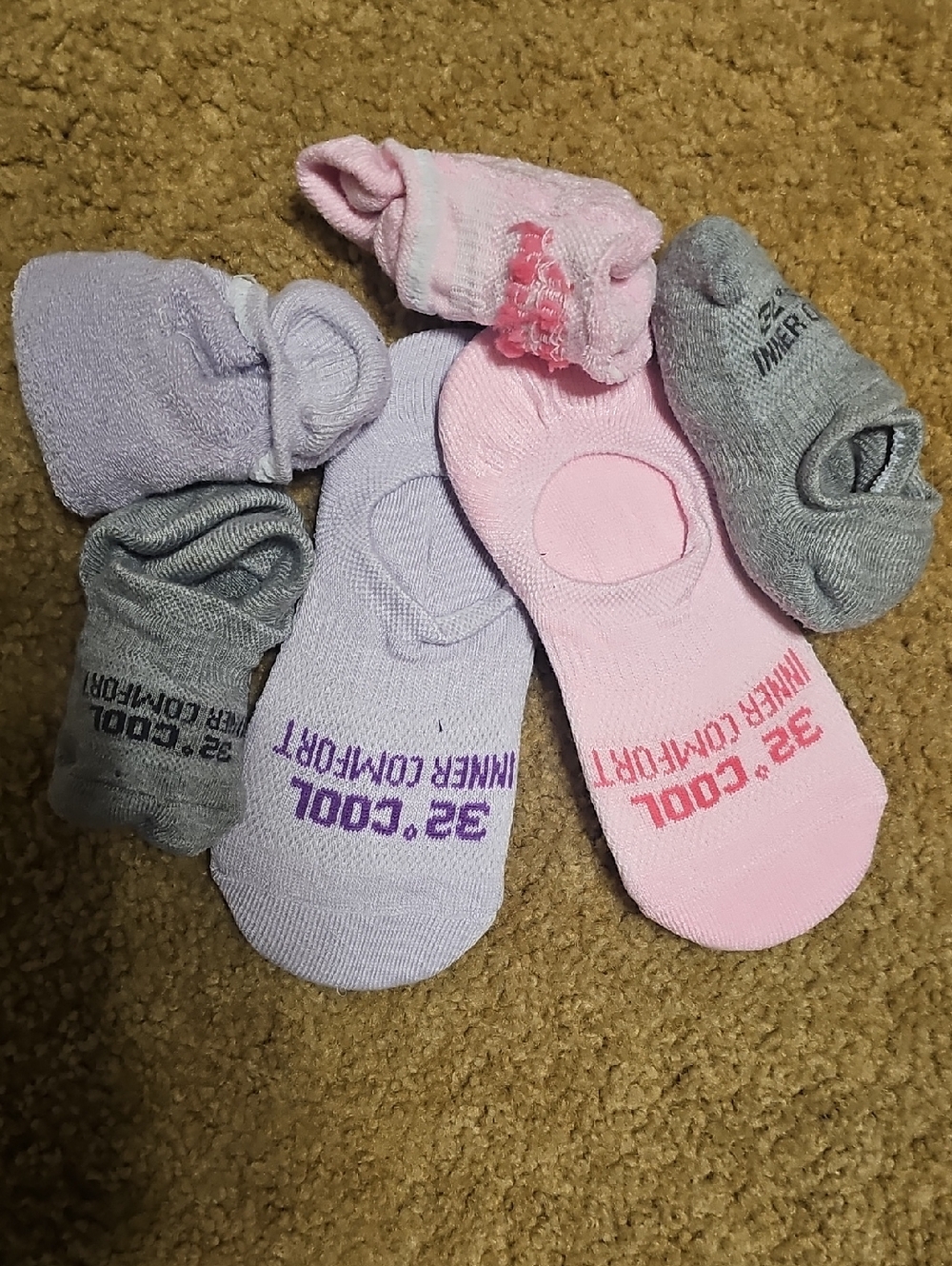32 Degrees No-Show Socks Bundle in Pink, Lavender, and Gray Tote 10